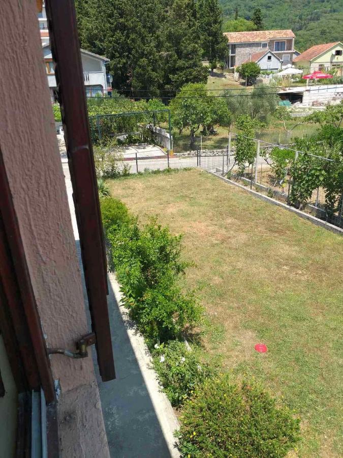 Apartment Davidovic Tivat Eksteriør bilde