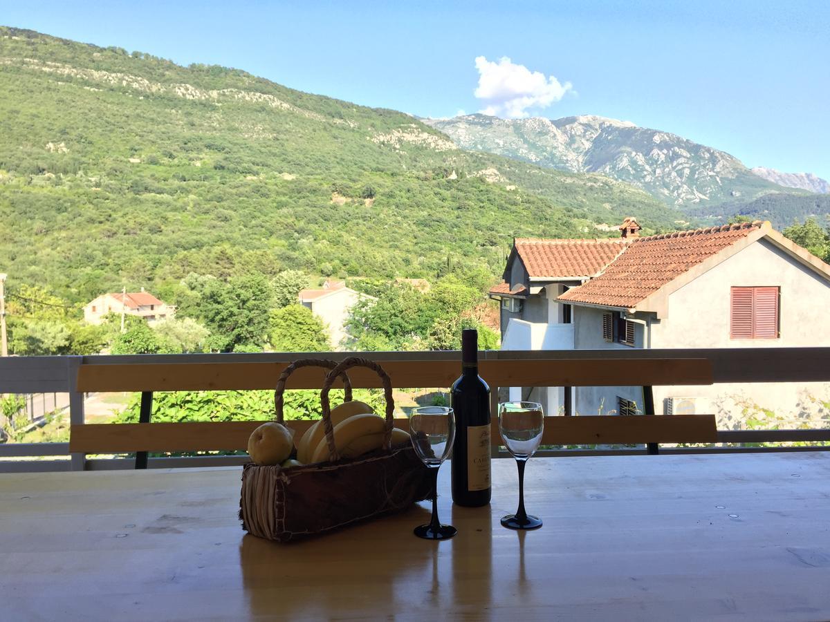 Apartment Davidovic Tivat Eksteriør bilde